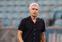 Qual deve ser a estratégia de Luís Castro para melhorar o rendimento ofensivo do Grêmio