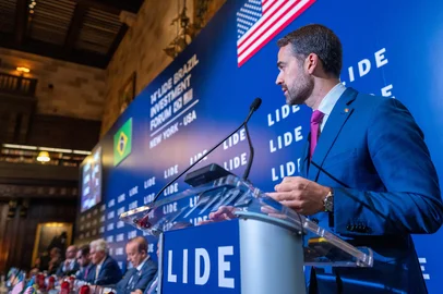 NOVA YORK, EUA – 13.05.2025 – O governador Eduardo Leite participou do painel “As relações econômicas entre o Brasil e os EUA” durante o 14º LIDE Brazil Investment Forum, no Harvard Club. O evento reuniu governadores e líderes públicos e privados brasileiros para apresentar oportunidades de negócios a investidores internacionais. Em sua fala, Leite destacou o potencial do Rio Grande do Sul e a agenda de desenvolvimento sustentável e inovação do estado.<!-- NICAID(16036170) -->