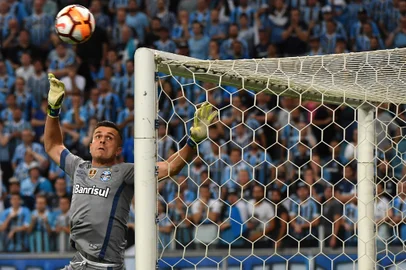 marcelo grohe, goleiro, gremio, arena, libertdores, river<!-- NICAID(13810005) -->