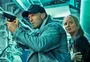O novo filme de ação com Jason Statham é igual aos outros, só que bem pior