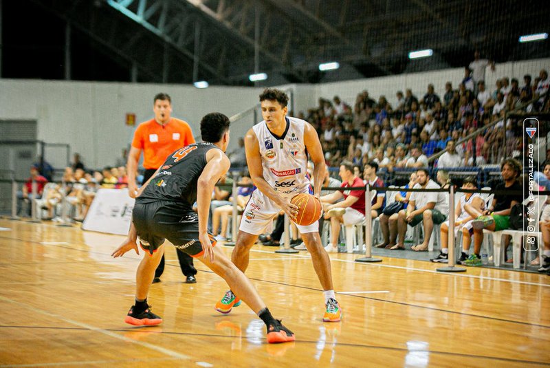 Jogo entre Fortaleza x Caxias Basquete<!-- NICAID(15621214) -->