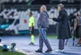 Felipão critica arbitragem, elogia Renato, mas pede cautela com novo trabalho: "Não posso dizer que salva o Grêmio"