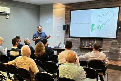Lançamento do Vitis Aurora, feira da cooperativa Aurora.<!-- NICAID(15725275) -->