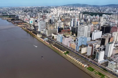 Cais Mauá, em Porto Alegre.<!-- NICAID(16046060) -->