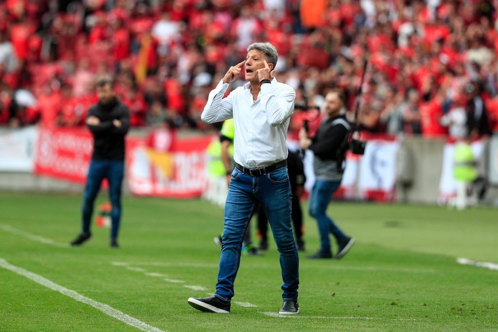 Quem perdeu pontos no Grêmio com a derrota e a má atuação no Gre-Nal 440