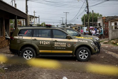 TRAMANDAÍ, RS, BRASIL - 2025.02.26 - Local onde menina foi sequestrada, abusada e mantida em cativeiro em Tramandaí. Polícia está no estabelecimento depois que populares reagiram à prisão agredindo e matando suspeito de cometer os crimes. (Foto: André Ávila/ Agência RBS)Indexador: Andre Avila<!-- NICAID(15984555) -->