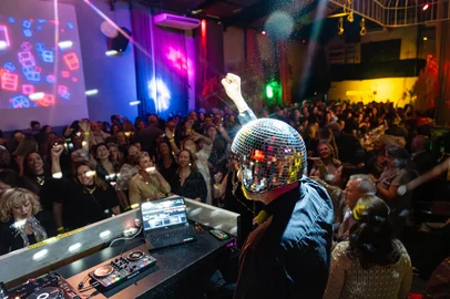 Gudinaite em São Paulo, com Patricia Parenza e Diego de Godoy. Participação especial de Consuelo Blocker. Na Birds House, em Pinheiros.<!-- NICAID(16134296) -->