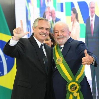Alberto Fernández e Lula na posse do presidente brasileiro<!-- NICAID(15309690) -->