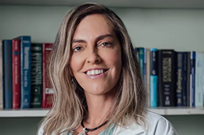 Cientista Tatiana Coelho de Sampaio, chefe do Laboratório de Biologia da Matriz Extracelular do Instituto de Ciências Biomédicas da Universidade Federal do Rio de Janeiro (ICB/UFRJ). Descoberta da polilaminina.<!-- NICAID(16227181) -->