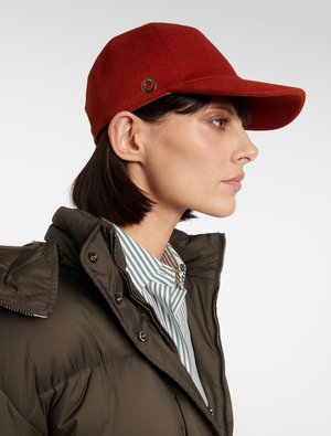 My Theresa e Loropiana / Divulgação