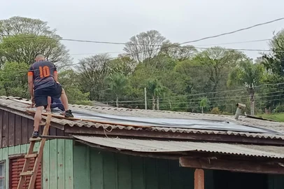 Defesa Civil / Divulgação Aulas estão suspensas após temporal de granizo em Estação<!-- NICAID(16380481) -->