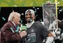 Qual foi o segredo da vitória dos Eagles no Super Bowl? E como fica o futuro da dinastia de Mahomes? Assista ao podcast