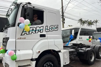 Procissão motorizada em alusão ao São Cristóvão, padroeiro dos motoristas, em Canoas e Porto Alegre<!-- NICAID(15824791) -->