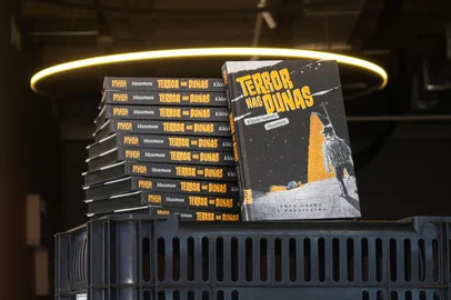 João Gabriel Lopes / Divulgação "Terror nas Dunas": documentário em quadrinhos sobre o caso do Maníaco do Cassino, une reportagem investigativa do jornalista Klécio Santos e o traço do quadrinista Maumau.<!-- NICAID(16328771) -->