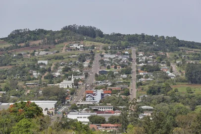 PRESIDENTE LUCENA,RS,BRASIL. 2021,09,23. Reportagem conta atmosfera de quatro cidades do interior _ Lagoa dos Três Cantos, Westfalia, Canudos do Vale e Presidente Lucena _ que não registram assassinatos e latrocínios há 20 anos.(LAURO ALVES/AGENCIA RBS).<!-- NICAID(14897991) -->
