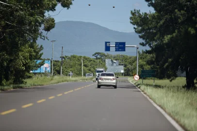 Xangri-lá, RS, Brasil - Blitz nas estradas, como estão os caminhos para o litoral.Na foto a Estrada do mar. Foto: Jefferson Botega / Agencia RBSIndexador: Jeff Botega<!-- NICAID(15296173) -->