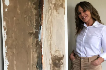 Artista Rosamaria Feltrin investe nas criações em arte contemporânea<!-- NICAID(14766747) -->