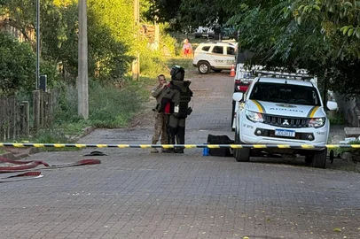 Artefato semelhante a projétil de artilharia é encontrado em residência de Cruz Alta<!-- NICAID(16262950) -->