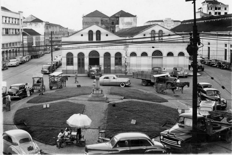 Praça Oswaldo Cruz em 1952<!-- NICAID(15474152) -->