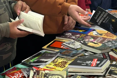 Projeto Pró-Biblioteca III doa 750 livros<!-- NICAID(16270866) -->