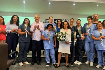 Sônia Madi recebe medalha da 56ª Legislatura em Caxias do Sul<!-- NICAID(15708948) -->