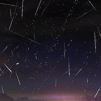 Registros sobrepostos dos meteoros registrados durante o pico da Chuva Oriônidas noite 20 e madrugada de 21 em duas cãmeras do Observatório Espacial<!-- NICAID(14920804) -->