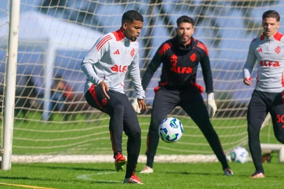futebol, Gustavo Prado, Inter<!-- NICAID(16049231) -->