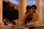 Lisa Marie Presley e Michael Jackson no clipe "You Are Not Alone"<!-- NICAID(15321045) -->