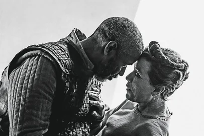 A Tragédia de Macbeth (2021), de Joel Coen<!-- NICAID(15017886) -->