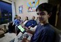Uso excessivo do celular pode impactar vida pessoal, profissional e saúde; especialistas apontam caminhos para equilíbrio 
