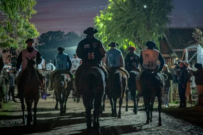 Largada da maior Marcha de Resistência do Cavalo Crioulo será neste sábado<!-- NICAID(16059082) -->