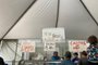 *Feira do Peixe de Porto Alegre registra grande circulação de pessoas a poucas horas do fim *Evento segue até o meio-dia desta Sexta-Feira Santa<!-- NICAID(15397345) -->