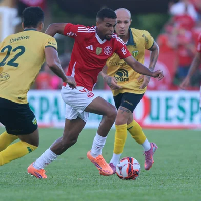 Inter , Gauchão , Ypiranga<!-- NICAID(16206330) -->