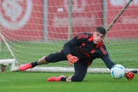 PORTO ALEGRE, RS, BRASIL, 19-08-2025: Treino do Inter no CT Parque Gigante. Na foto, o goleiro Rochet. (Foto: Ricardo Duarte/Inter/Divulgação)<!-- NICAID(16105349) -->