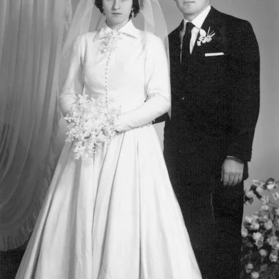 Bodas de platina (65 anos de casamento) de Aldo Antônio Santini, 89 anos, e Mafalda Montemezzo, 85. Casamento ocorreu em 21 de novembro de 1959 (foto).<!-- NICAID(15930315) -->