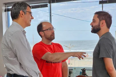 Fabio Branco, Felipe Gremelmaier e vice-governador Gabriel Souza do MDB <!-- NICAID(15636861) -->