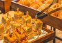Famoso hotel de Porto Alegre serve brunch completo aos domingos aberto ao público