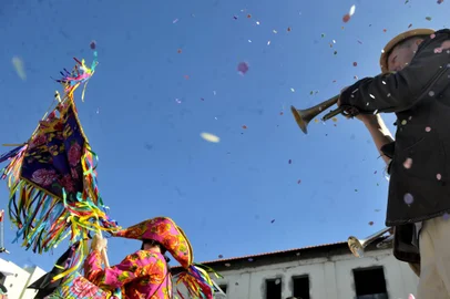 CAXIAS DO SUL, RS, BRASIL, 22/02/2020Sábado de Carnaval em Caxias do SulBloco da Ovelha na praça das feiras(Lucas Amorelli/Agência RBS)<!-- NICAID(14428868) -->