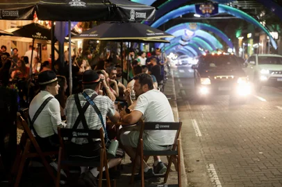 SANTA CRUZ DO SUL, RS, BRASIL, 14.10.24: Como a Oktoberfest impacta na economia de Santa Cruz. Fotos: Duda Fortes/Agência RBS<!-- NICAID(15889888) -->