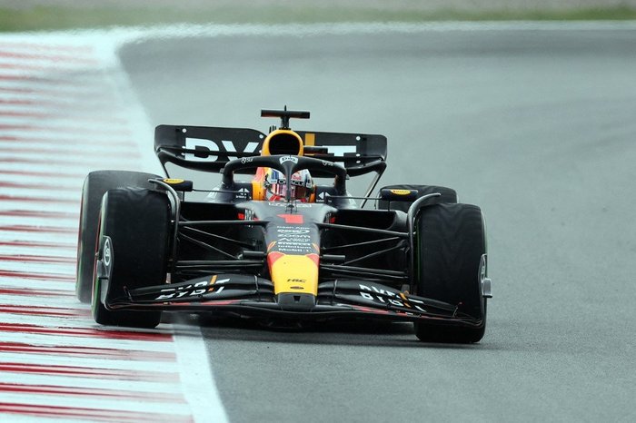 Leclerc fecha como mais rápido segundo treino livre da F1 em Barcelona -  Notícia de F1