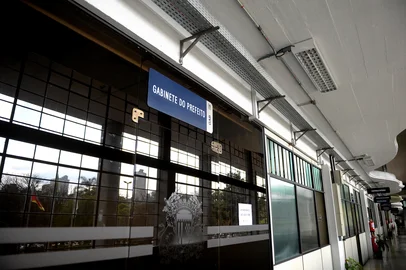 CAXIAS DO SUL, RS, BRASIL, 27/08/2019Gabinete da prefeitura de Caxias está em reforma. (Lucas Amorelli/Agência RBS)<!-- NICAID(14223715) -->