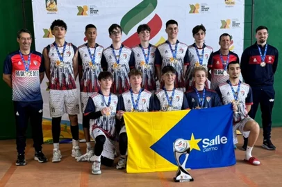Colégio La Salle Carmo conquista o título estadual no Vôlei Masculino Juvenil.<!-- NICAID(16080307) -->