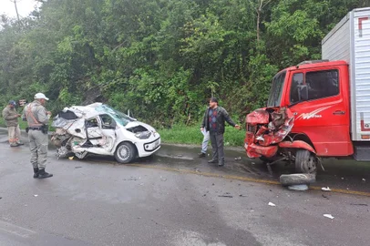 Motorista de 23 anos, morre em acidente de trânsito na entrada de Nova Milano<!-- NICAID(15551361) -->