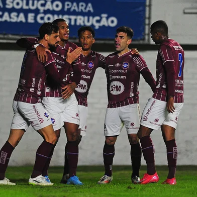 CAXIAS DO SUL, RS, BRASIL, 31/05/2025. Caxias x Londrina, jogo válido pela oitava rodada da primeira fase da série C do campeonato brasileiro e realizado no estádio Centenário. (Porthus Junior/Agência RBS)Indexador: BTK                             <!-- NICAID(16050089) -->