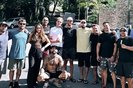 Grupo de surfistas liderado pelo Pedro Scooby está vindo do Rio de Janeiro para ajudar.<!-- NICAID(15756210) -->