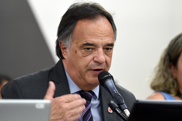 Elizabete Guimar&Atilde;&pound;es / ALMG