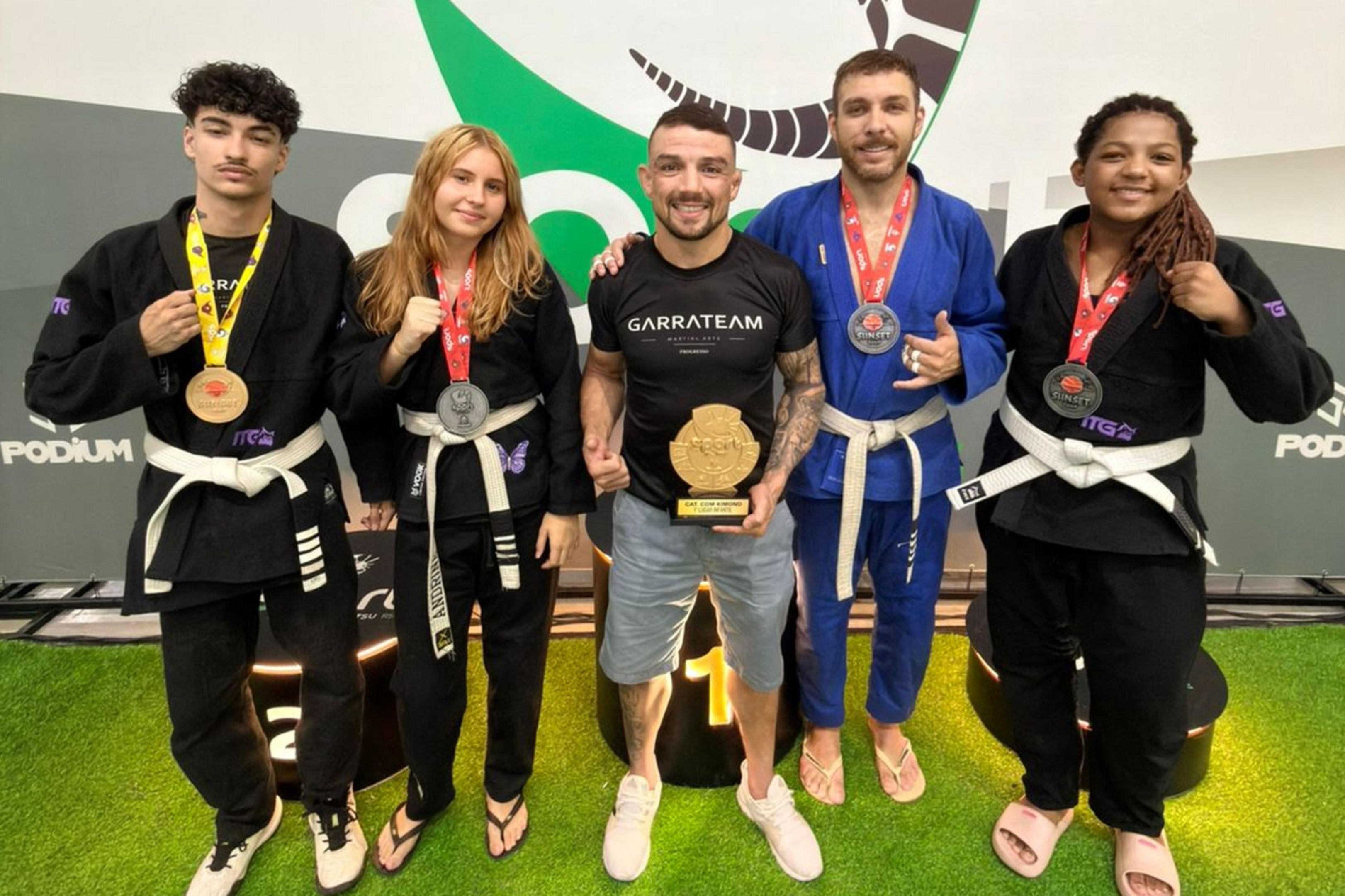 Em um marco histórico, Academia Garra Team conquista mais de 15 ...