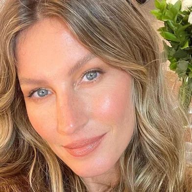Selfie de Gisele Bündchen<!-- NICAID(15448417) -->