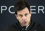 "Há luz no fim do túnel", afirma Toto Wolff sobre situação da Mercedes para 2024