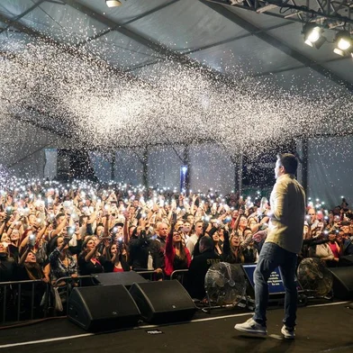 Marcos e Belutti na 24º Fenakiwi<!-- NICAID(15157195) -->